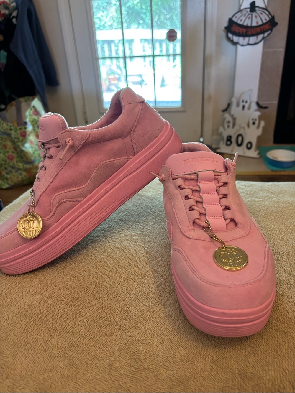 HEYDUDE Hudson Lift Mean Girls platform sneakers Petal Pink Size 10 Great Cond